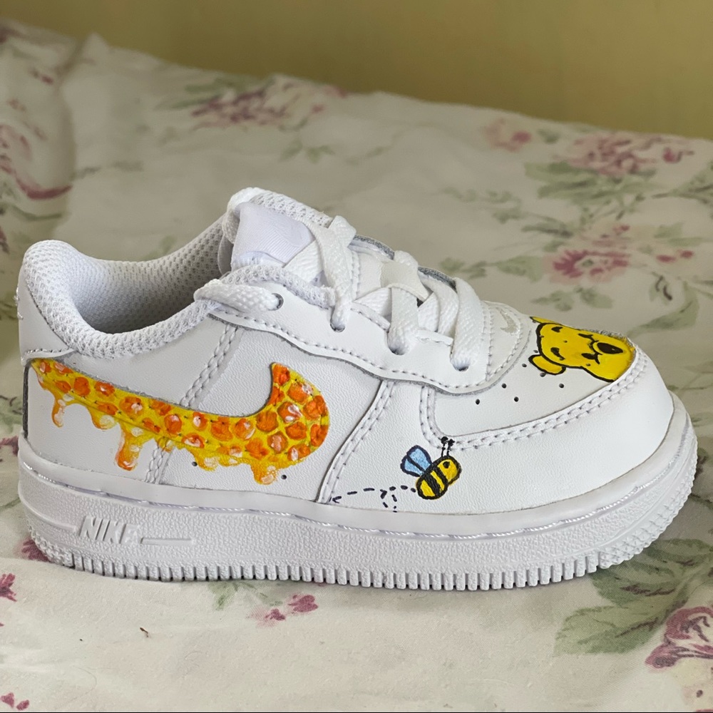 Nike Air Force 1’s custom Pooh bear